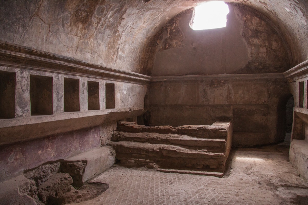 Pompeii - baths for women