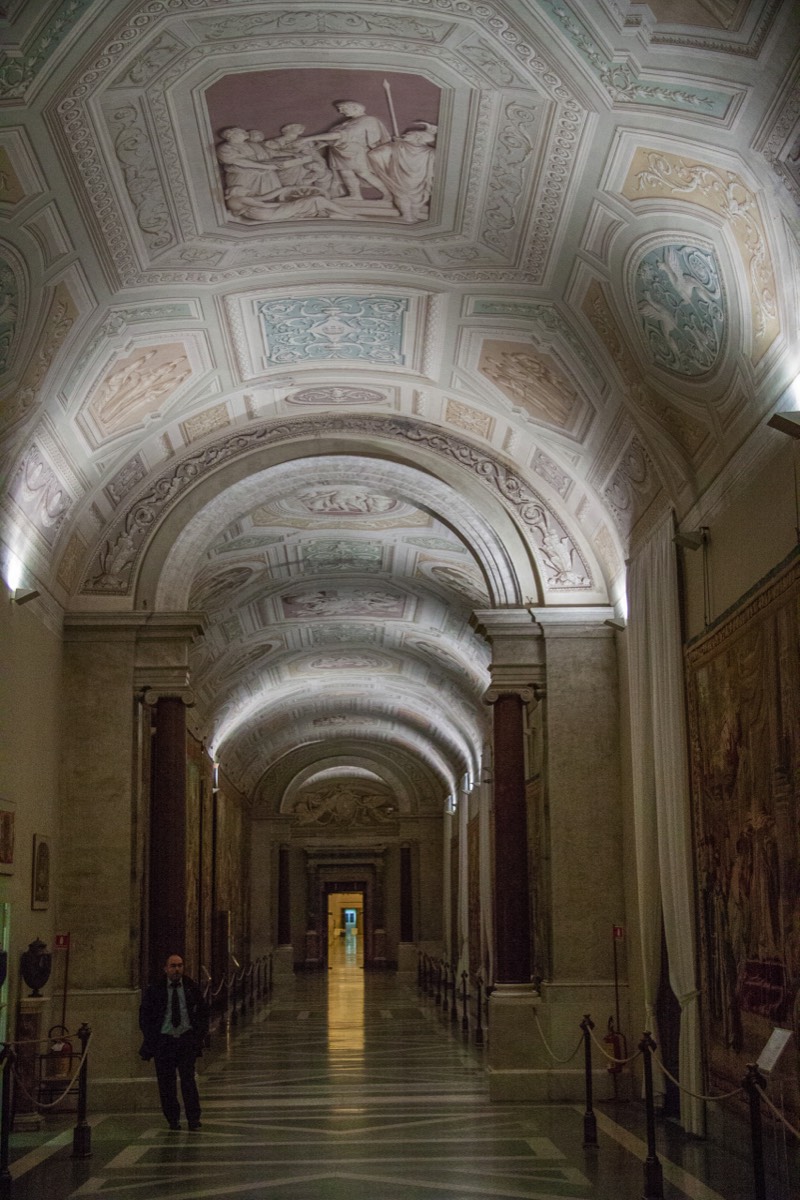 Evening visit to Vatican Museums: almost alone