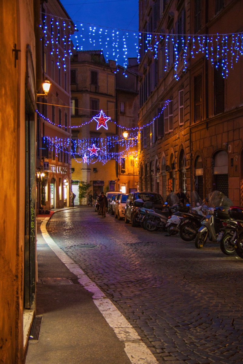 Rome's streets in Christmas spirit