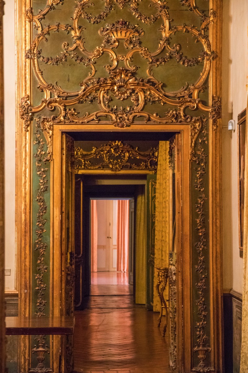 Rooms, doors and corridors at the Palazzo Corsini