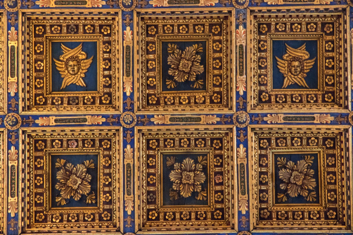 Decorated ceiling in the Pisa cathedral