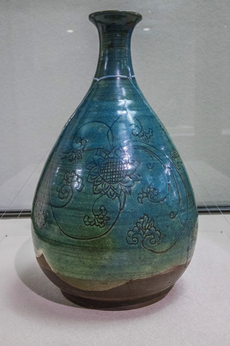 Pottery at Kyushu Ceramics Museum