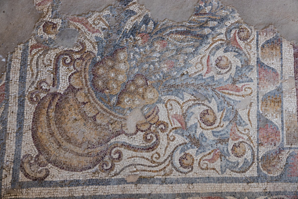 Tellaro Roman Villa - cornucopia mosaic